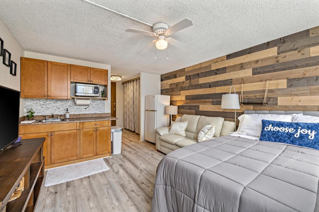 Modern Waikiki Condo Perfect For Beach Getaway! Honolulu Dış mekan fotoğraf