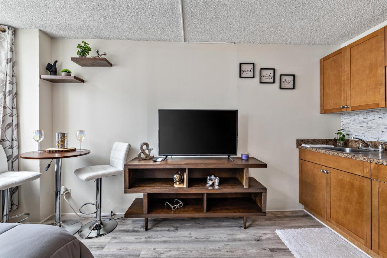 Modern Waikiki Condo Perfect For Beach Getaway! Honolulu Dış mekan fotoğraf